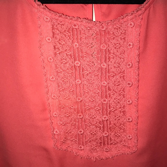 LC sheer sleeveless blouse - Picture 3 of 4